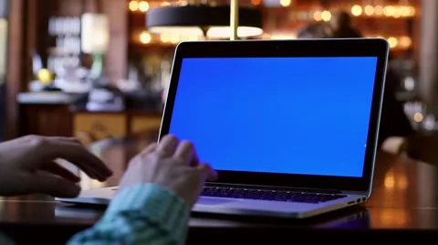 Bohka macbook pro blue screen Stock Footage 63392154