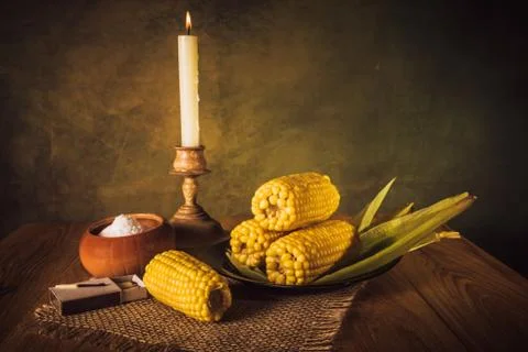 Boiled corn on the cob Stock Photos