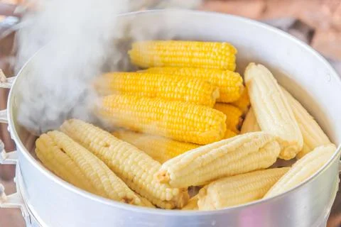 Boiled corn Stock Photos