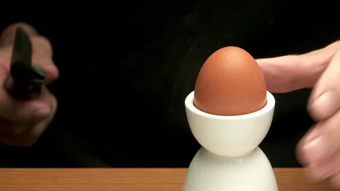 Boiled egg cut 動画素材 99037912
