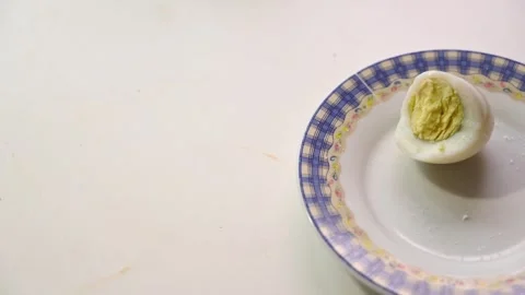 Boiled Eggs on a White Plate for Healthy High Protein Eating Vidéo 345341206