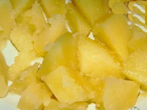 Boiled potatoes on a plate Fotos de archivo