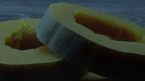 Boiled round pumpkin slices 스톡 동영상 82991439