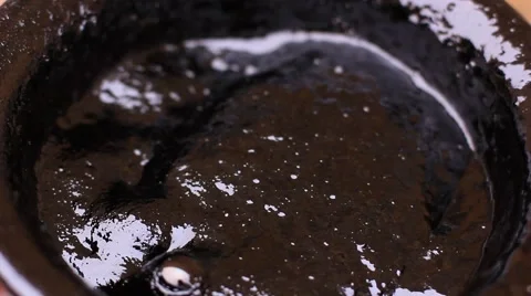 Boiling and bubbling tar Vidéo 65820149