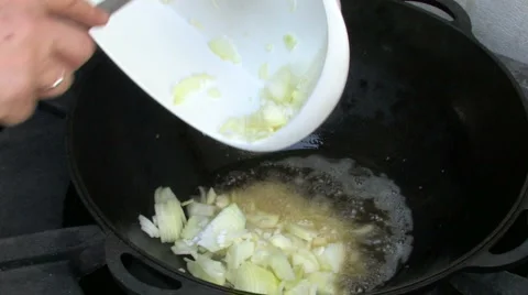 Boiling melted fat in Wok Stock Footage 960382