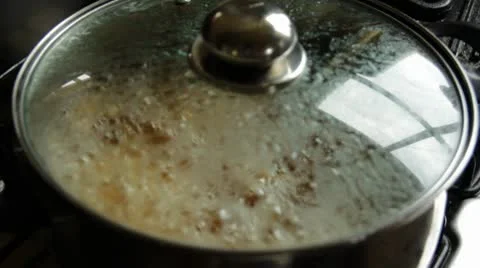 Boiling Pot Short Shot.mp4 스톡 동영상 10766678