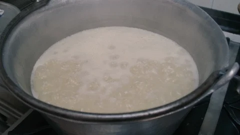 Boiling rice in a pot Stock Footage 87749354