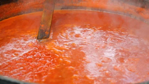 Boiling soup in a large pot Видео 96641924