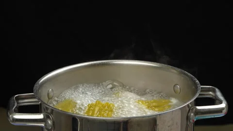 Boiling Stuffed Bitter Melon Soup Pot Black Background Vídeos de archivo 329667253