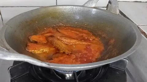 Boiling tuna Video stock 196791895