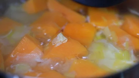 Boiling vegetables for soup Video stock 100635771