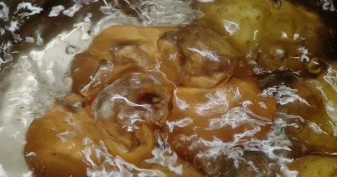 Boiling water Stock Footage 131200041