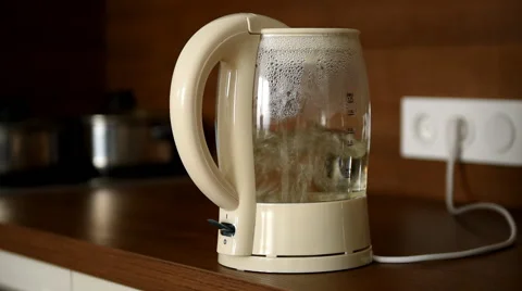 Boiling water in the kettle Stock-Footage 47500541