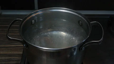 Boiling water on the kitchen Stock Footage 196430468