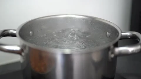 Boiling water in pan Video stock 201088658