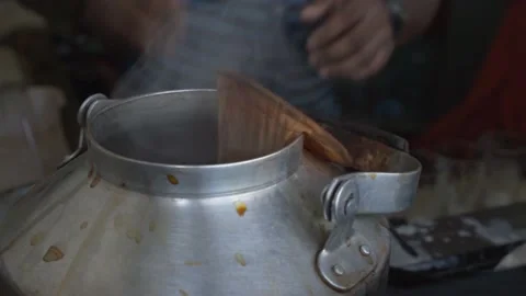 Boiling water in a pot Video stock 144796826