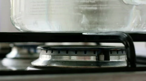 Boiling water on a stove. Stock Footage