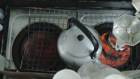 Boiling water for Thai milk tea teapots and kettle Stock Footage 207403231