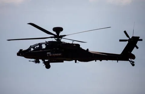 Boing AH-64 Apache flights on airport Foto stock