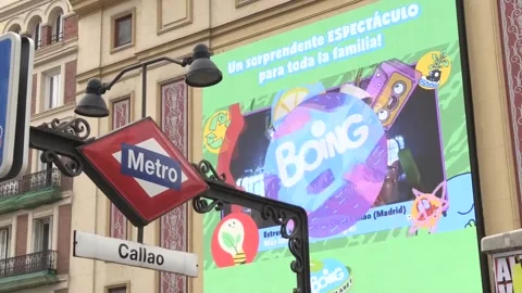 "Boing Planet", a show in Madrid to learn how to take care of environmental issu Stock Footage 204110612