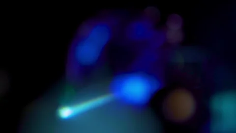 Bokeh light leaks flares effect. Cinematic overlay transition. Vidéo 266676646