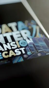 Bold AI data center expansion forecast typography Foto stock