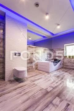 Bold bathroom design Stock Photos