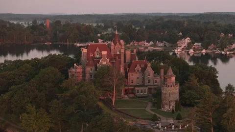 Boldt Castle at sunrise Video stock 341735280
