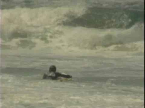 Bondi 9 Stock Footage 1200211
