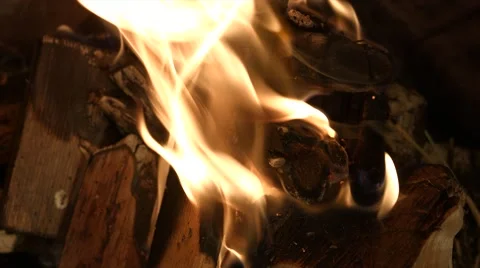 Bonfire in backyard night Stockbeeldmateriaal 58060314