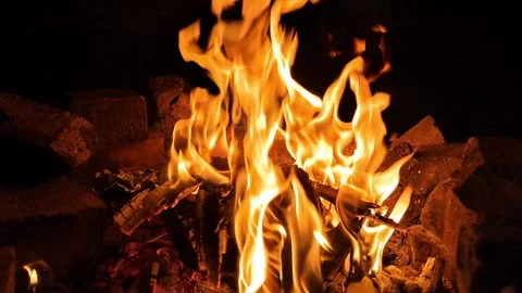 ​Bonfire burning with bright flames at night Stock-Footage 347456417