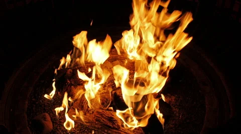 Bonfire at evening Видео 48308226