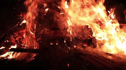 A bonfire at night. The flames move in slow motion. Stock Footage 45369631