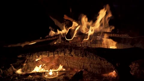 Bonfire at night, slide movement. 4K Stock Footage 139925868