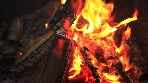 Bonfire slowmotion Video stock 106349951