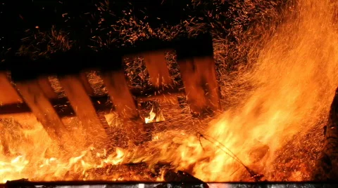 Bonfire3 ready 動画素材 809946