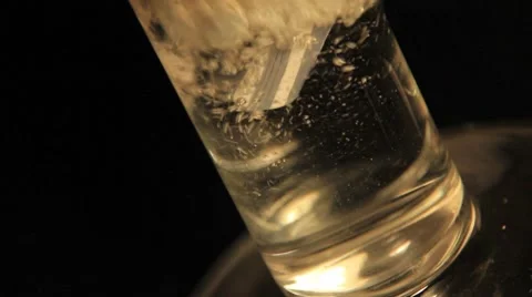 Bong Water Vidéo 8606830