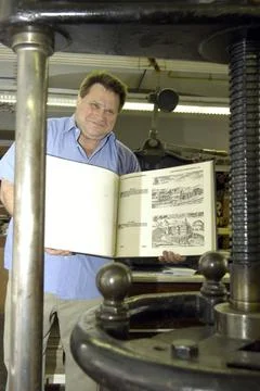 bookbinding, the craft and the process of physically assembling a book bo... Stock Photos