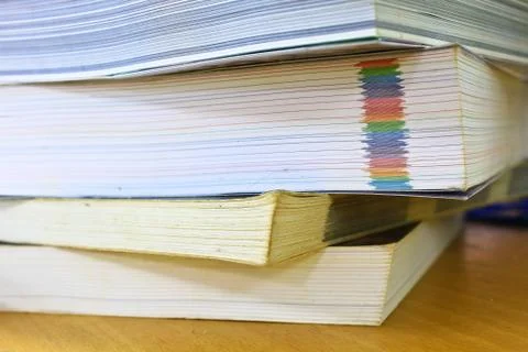 Books on desk Stock-Fotos