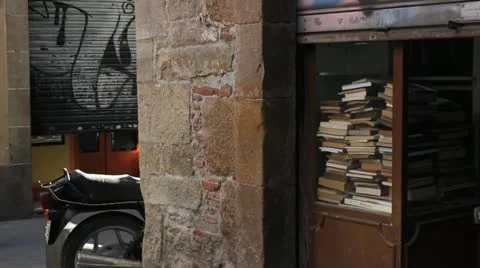 Bookstore Video stock 18568222