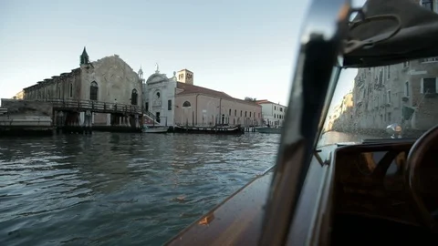 Bootsfahrt in Venedig Vídeos de archivo 104483462