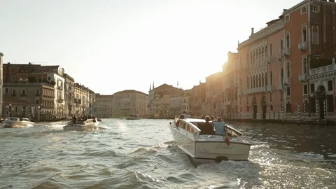 Bootsfahrt in Venedig Vídeos de archivo 104485750