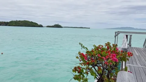 Bora Bora Resort Paradise Vacation in French Polynesia with Blue Lagoon Vídeo Stock 328543729