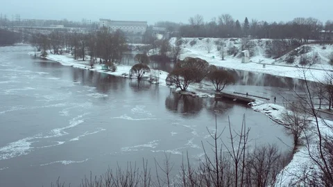 The border between Ivangorod and Narva. Narva River. 動画素材 127451004