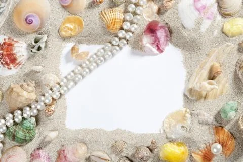 Border frame summer beach shell pearl necklace 스톡 사진