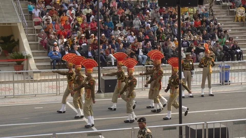 Border Security Soldiers Performing at Wagah Pakistan to India Border Ceremony Video stock 129586427