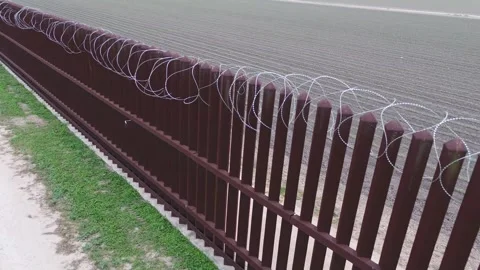 Border Wall Drone Raw Donna Video stock 240639206