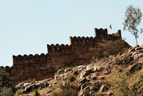 Border wall security around temple, Rajasthan, India Foto stock