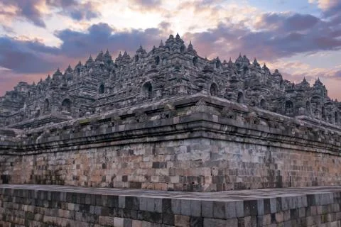 Borobudur Temple in central Java in Indonesia. This famous Buddhist temple .. Foto stock