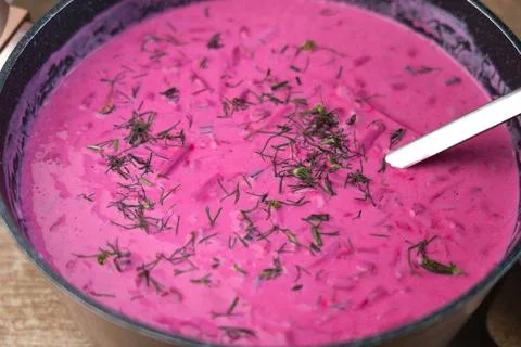 Borscht in a pot 스톡 사진